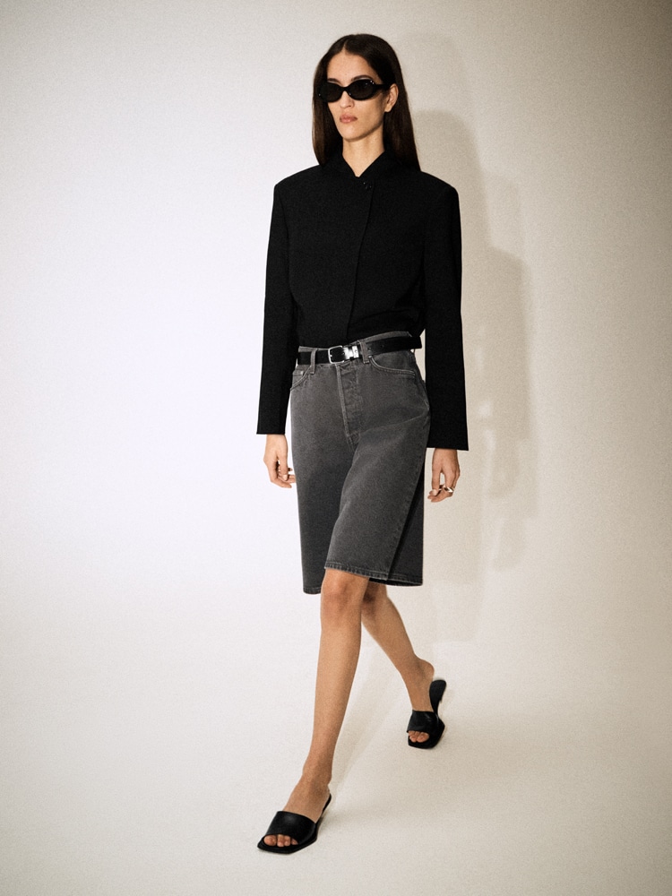 ニーレングス デニムショートパンツ